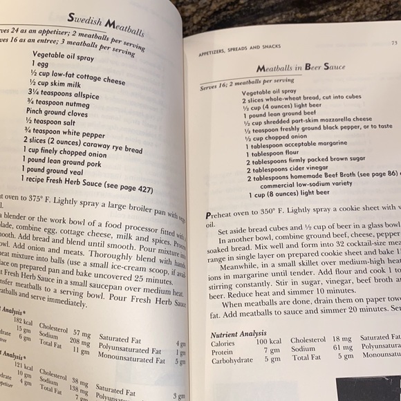 Hardcover Cookbook, American Heart Association 5th Edition - Picture 5 of 10